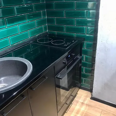 Regina's Modern Studio Апартаменты *